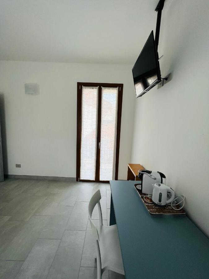 Hotel La Ringhiera à Novare Extérieur photo